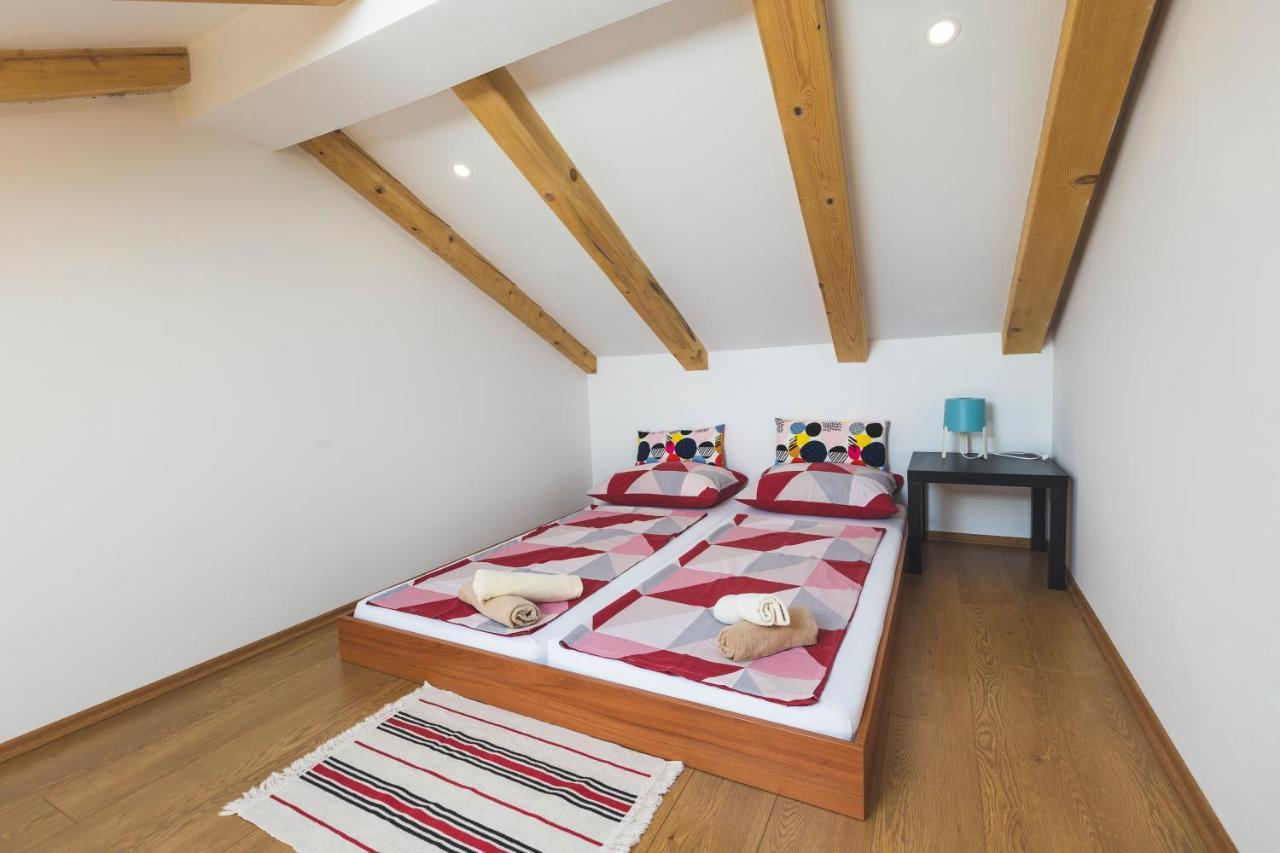 Vinea Apartmani Umag, Ulica G Garibaldia 2 Buitenkant foto