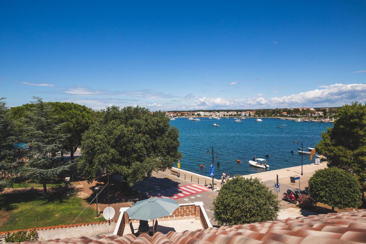 Vinea Apartmani Umag, Ulica G Garibaldia 2 Buitenkant foto